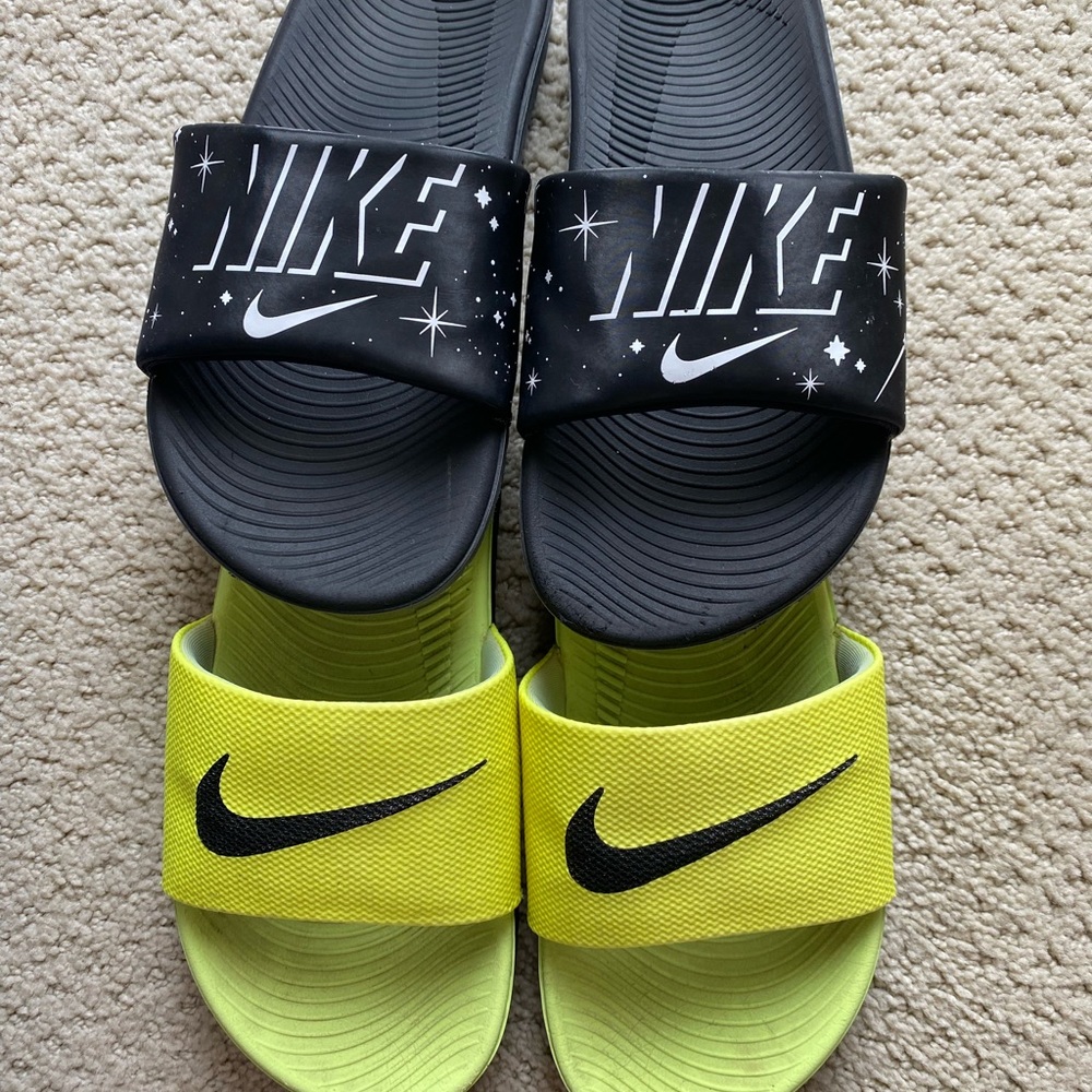 Nike Slides size 2 and 2.5